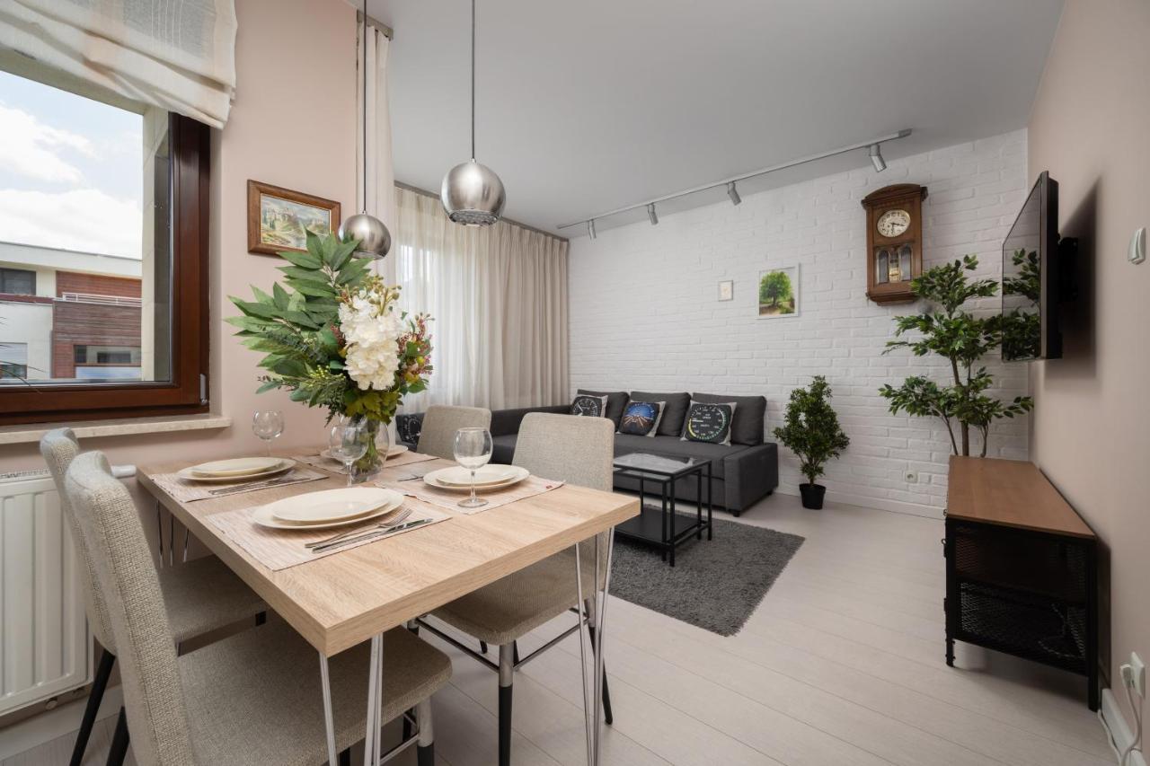 Wroclaw Dabie Silver By Renters Exterior foto