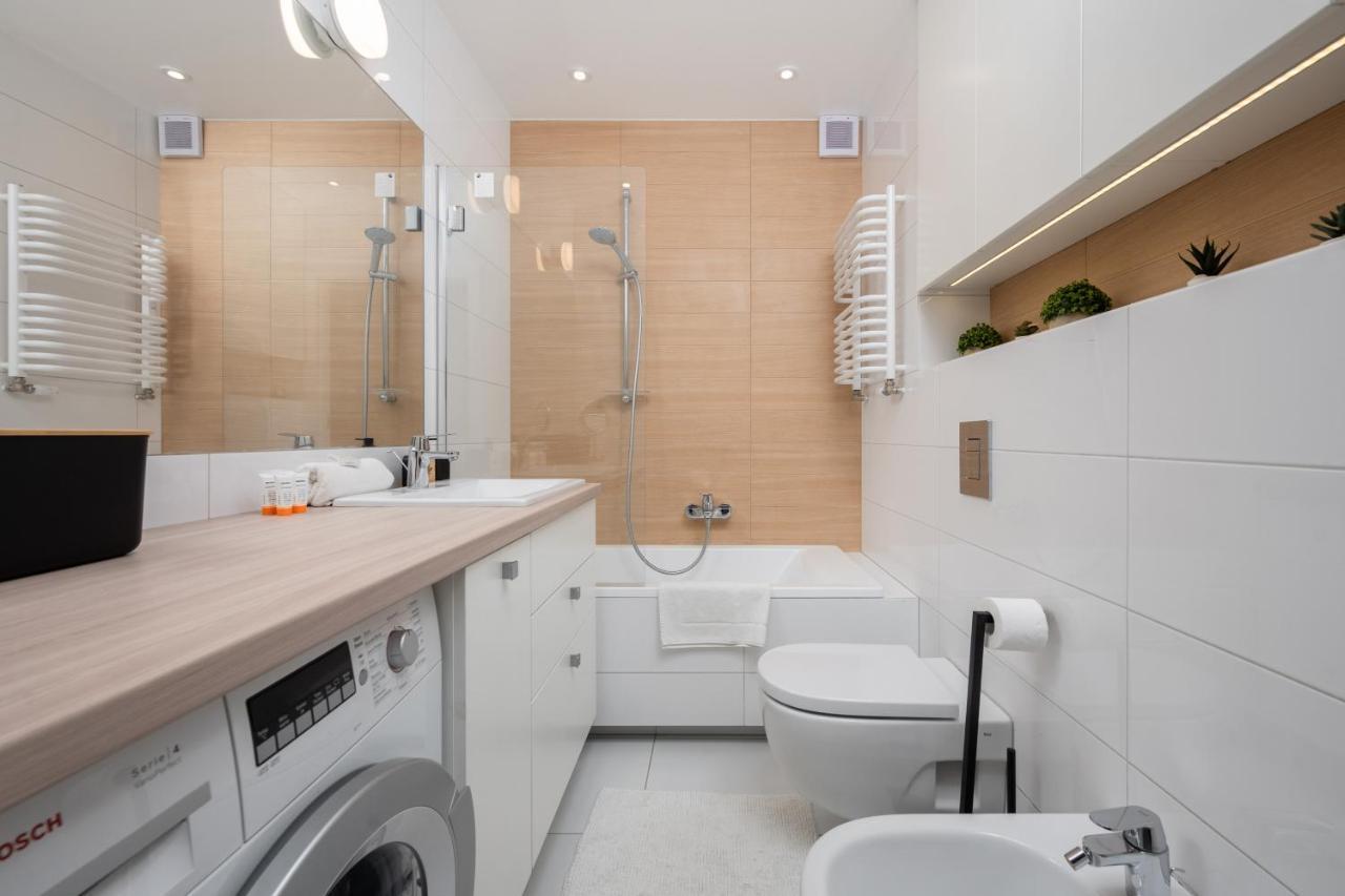Wroclaw Dabie Silver By Renters Exterior foto